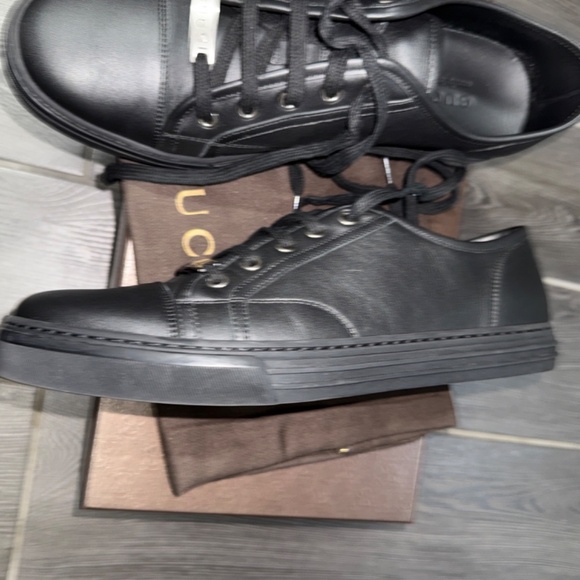Gucci Black Mirosoft Nero Leather Sneakers Model 423301 SIZE: US 10 - Picture 8 of 11